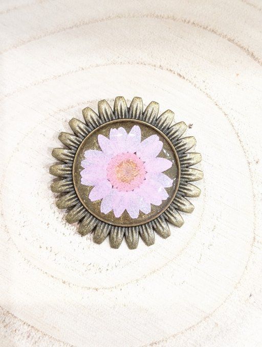 Broche fleur de Marguerite Rosetta