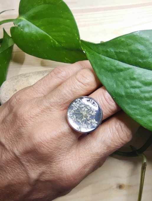 Bague acier inoxydable spirale Fleur de Dentelle Neige