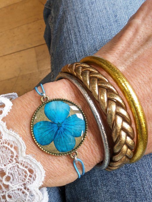 Bracelet ajustable vraie fleur Hortensia turquoise