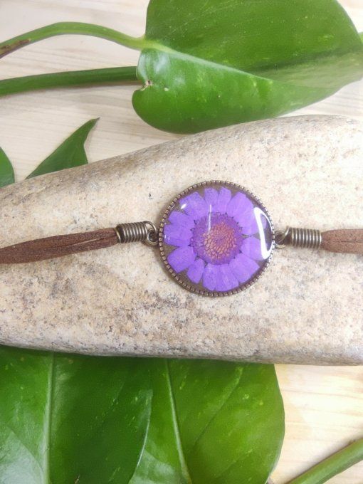 Bracelet avec véritable fleur arguerite Zélie