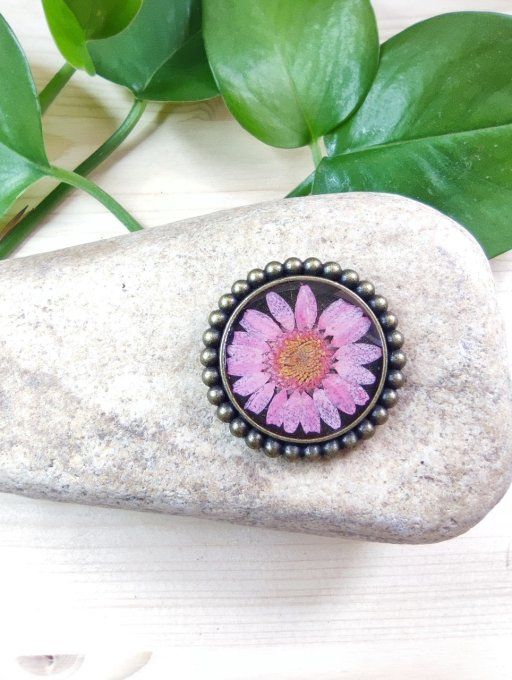 BROCHE EN BRONZE MARGUERITE ROSE ROSALIA 2
