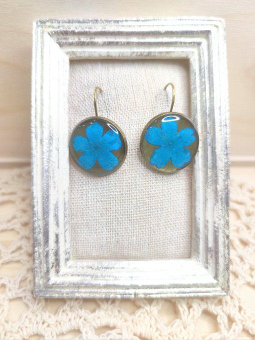 Dormeuses boucles d'oreilles fleur de Verveine bleu turquoise, Célia