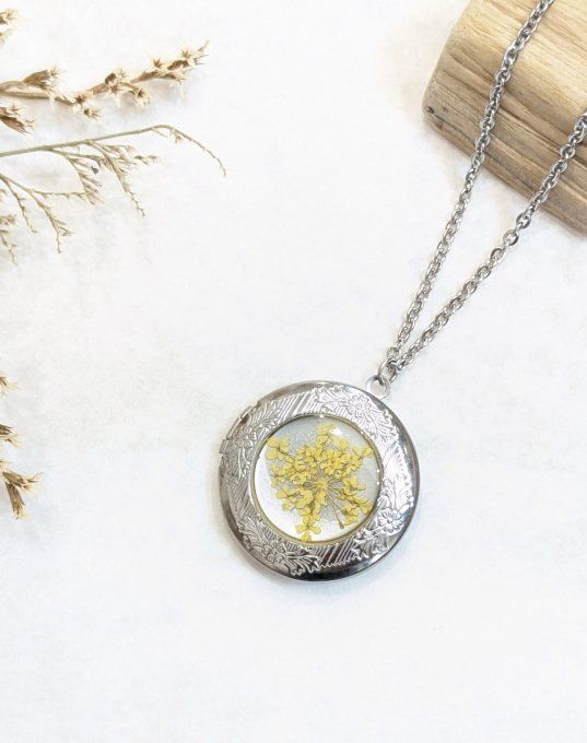Pendentif médaillon AI A porte-photo fleur de dentelle Rita