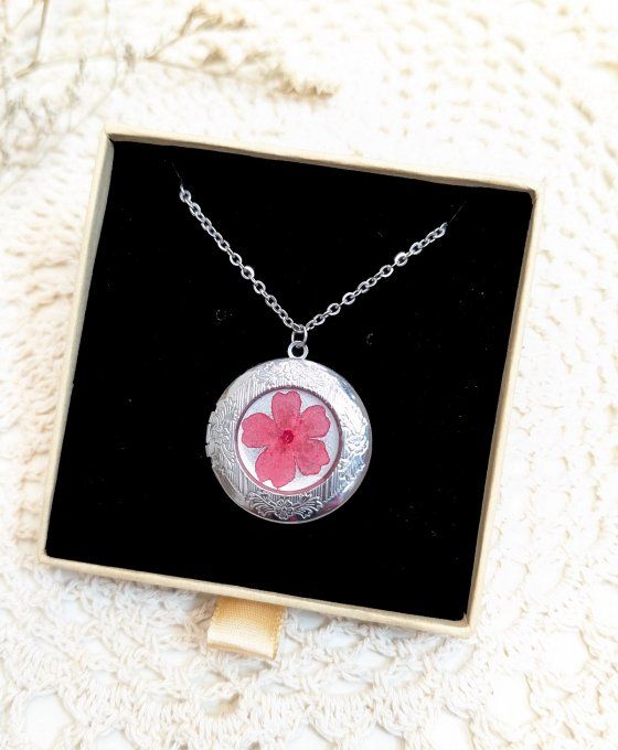 Pendentif médaillon AI A porte-photo Verveine Carla
